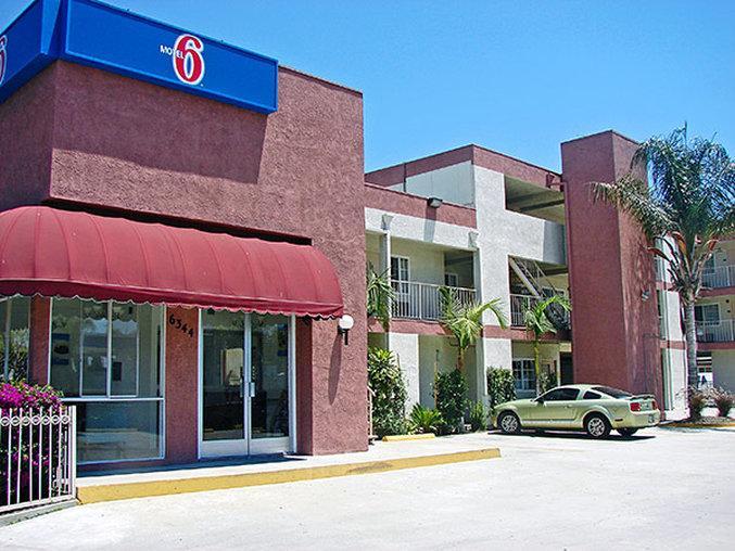 Motel 6 Bell Gardens Exterior photo