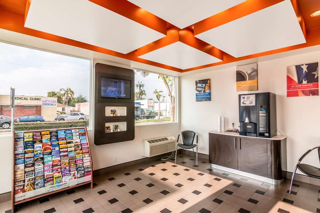 Motel 6 Bell Gardens Interior photo